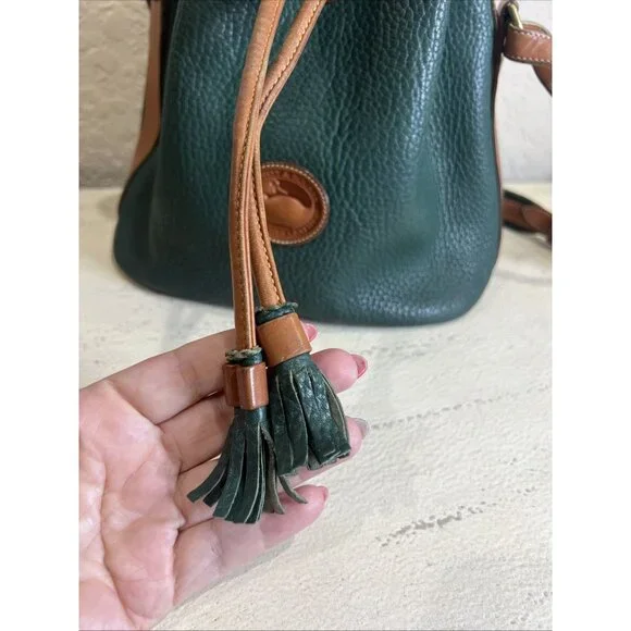 Vintage Dooney & Bourke Green All Weather Pebbled Leather Drawstring Bucket Bag - Picture 12 of 16